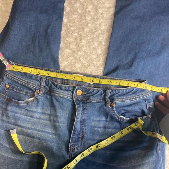 Est 1946 Denim Hi Rise Flared Leg Size 14 Jeans Raw Edge Stretch - Picture 16 of 16